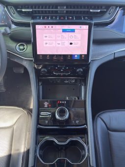 
										Jeep Grand Cherokee 4xe full									