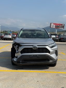 
										Toyota RAV4 full									