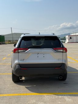 
										Toyota RAV4 full									