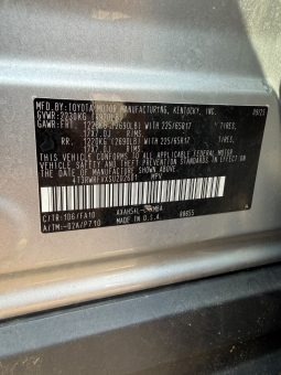 
										Toyota RAV4 full									