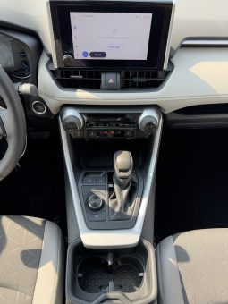 
										Toyota RAV4 full									