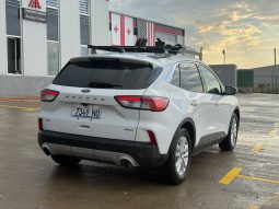 
										Ford Escape full									