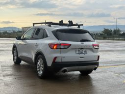 
										Ford Escape full									
