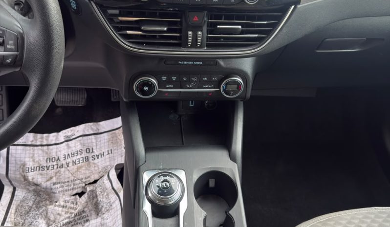 
								Ford Escape full									