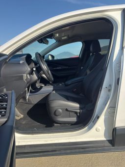 
										Mazda CX-30 full									