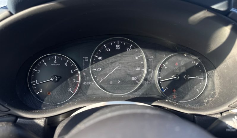 
								Mazda CX-30 full									
