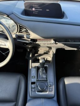 
										Mazda CX-30 full									