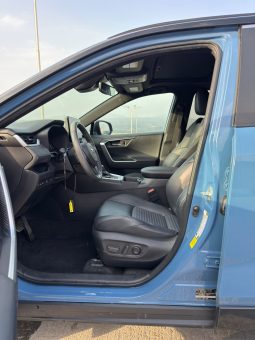 
										Toyota RAV4 full									