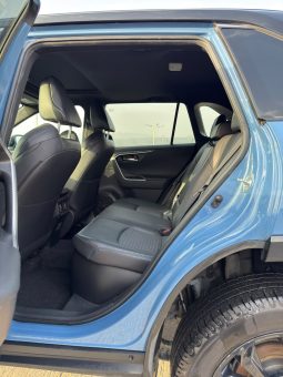 
										Toyota RAV4 full									