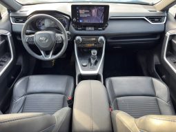 
										Toyota RAV4 full									