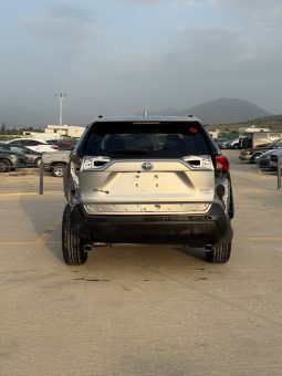 
										Toyota RAV4 full									