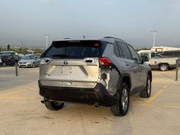 
										Toyota RAV4 full									