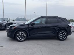 
										Ford Escape full									
