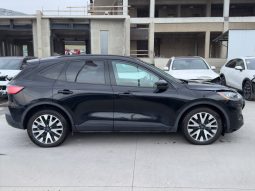 
										Ford Escape full									