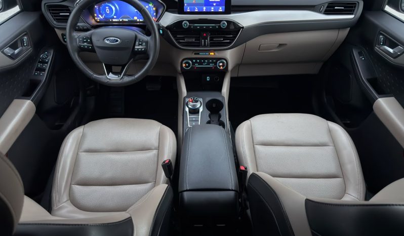 
								Ford Escape full									