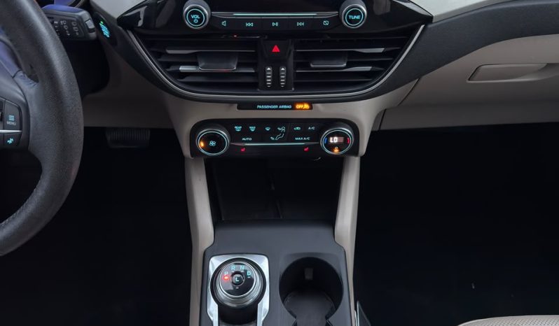 
								Ford Escape full									