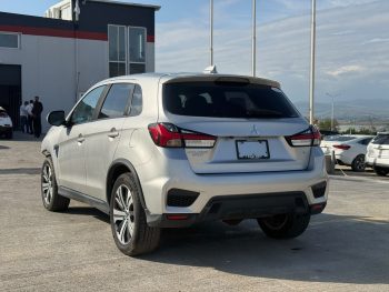 Mitsubishi Outlander Sport