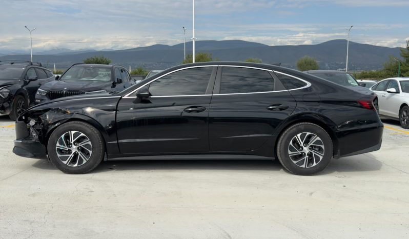 
								Hyundai Sonata full									