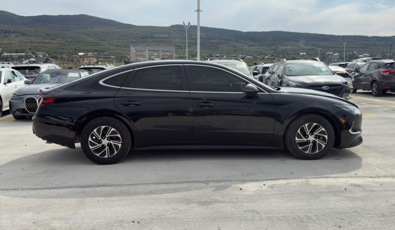 
								Hyundai Sonata full									