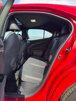 
										Lexus UX 250h full									