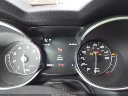 
										Alfa Romeo Stelvio full									