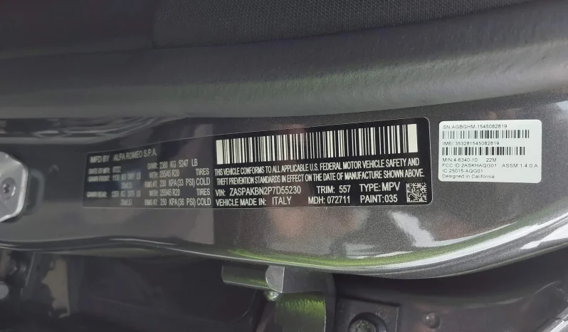 
								Alfa Romeo Stelvio full									