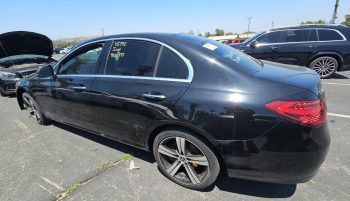 MERCEDES-BENZ  C 300