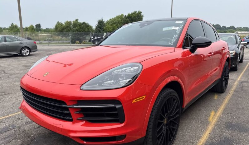 
								Porsche Cayenne Coupe full									