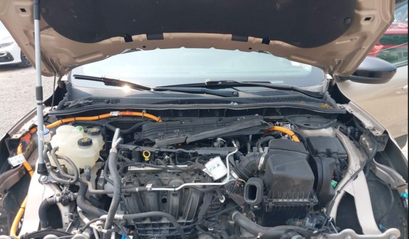 
								Ford Escape full									