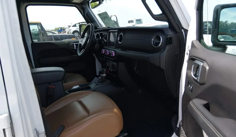 
								Jeep Wrangler full									