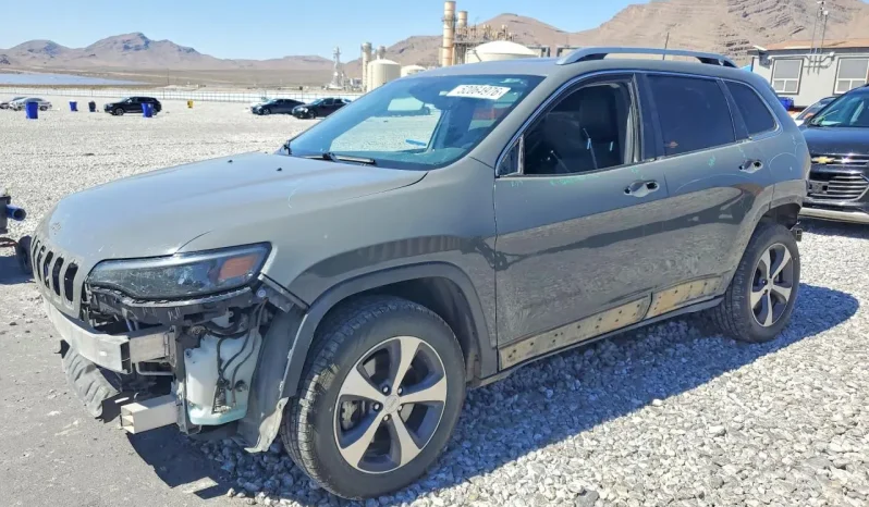 
								Jeep Cherokee full									