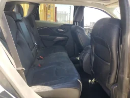 
										Jeep Cherokee full									
