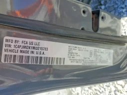 
										Jeep Cherokee full									