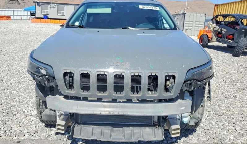 
								Jeep Cherokee full									