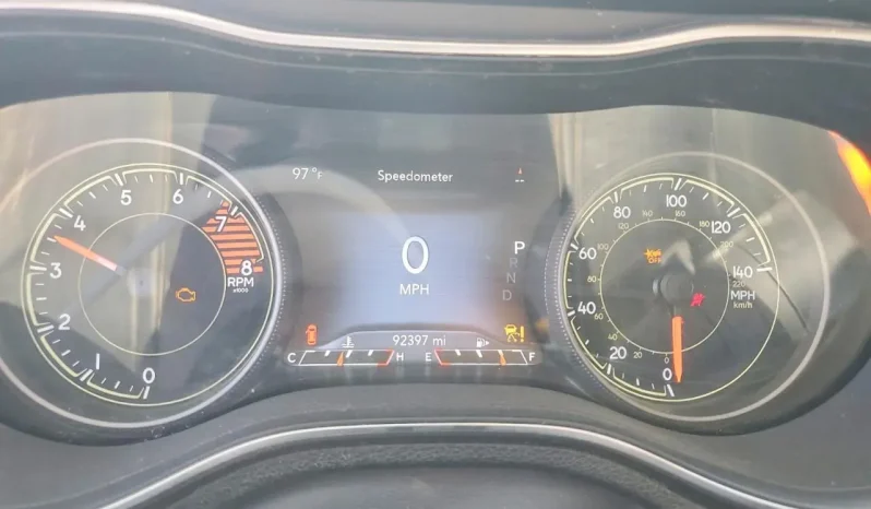 
								Jeep Cherokee full									