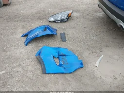 
										Ford Escape full									