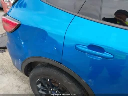 
										Ford Escape full									