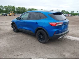 
										Ford Escape full									
