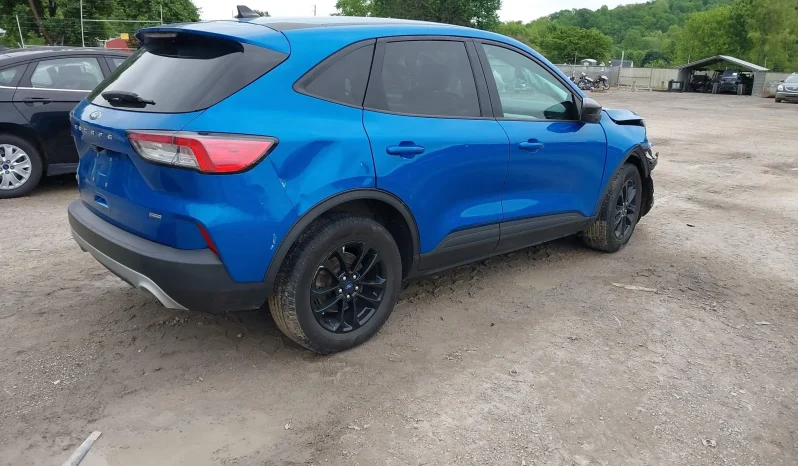 
								Ford Escape full									