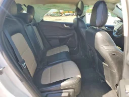 
										Ford Escape full									