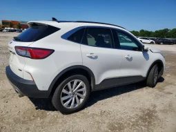 
										Ford Escape full									