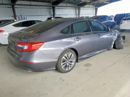
										2020 Honda Accord full									