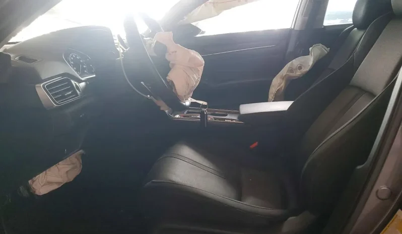 
								2020 Honda Accord full									