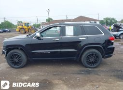 
										2021 Jeep Grand Cherokee, Limited 4X4 full									