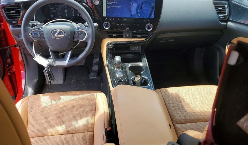 
								Lexus NX full									