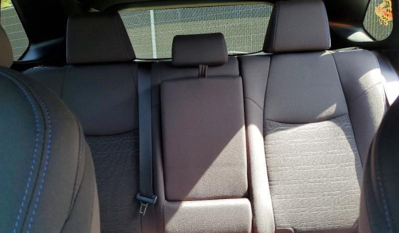 
								Toyota RAV4 full									