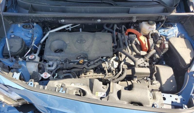 
								Toyota RAV4 full									