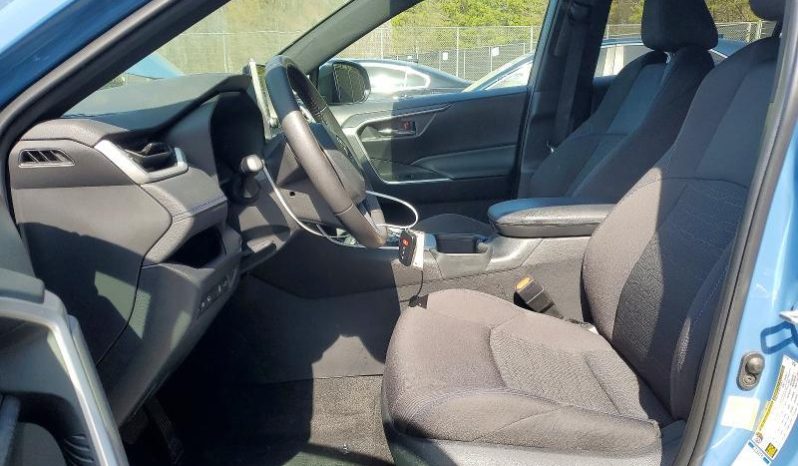 
								Toyota RAV4 full									