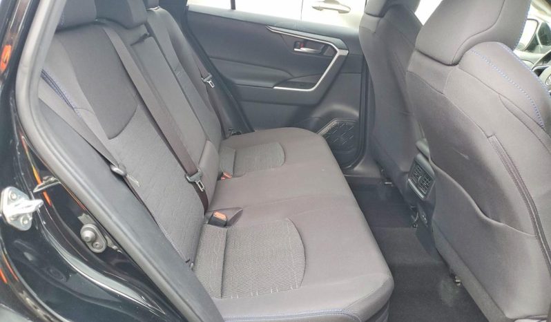 
								Toyota RAV4 full									