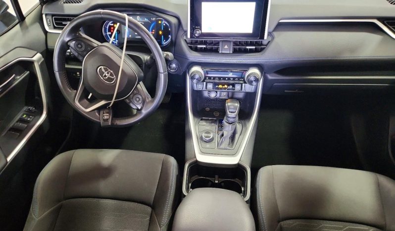 
								Toyota RAV4 full									